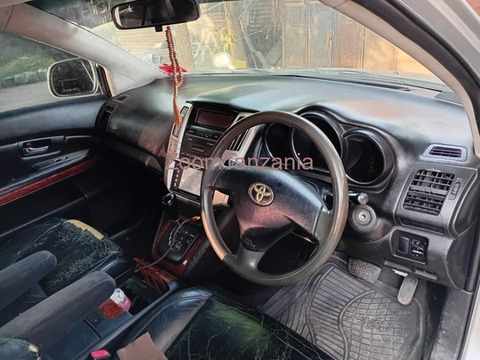 2005 Toyota Harrier Black for Sale - 4/6