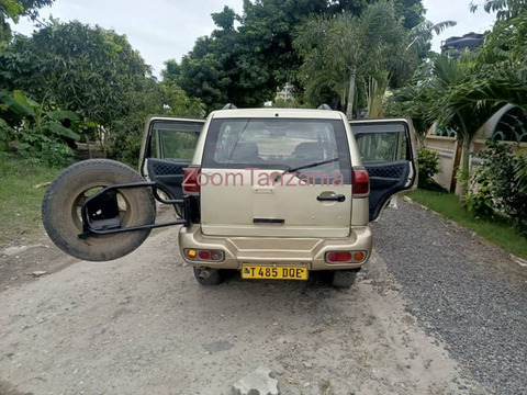 Nissan Terano 2004 Multicolour Inauzwa - 6/6