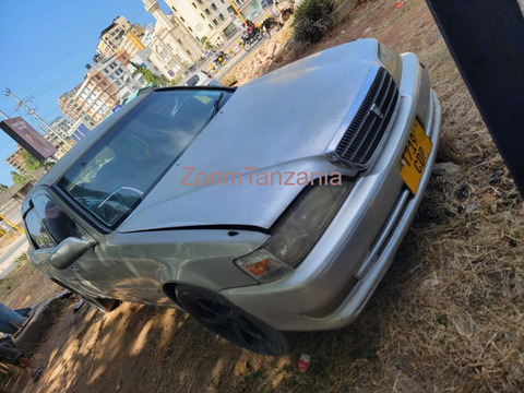 2000 Toyota Cresta Silver for Sale - 5/6