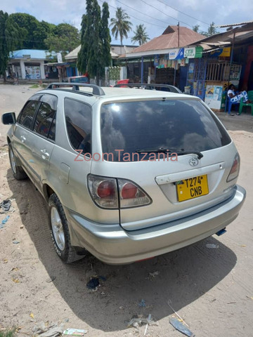 2002 Toyota Harrier for Sale - 3/5