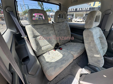 1998 Suzuki Jimny Silver Metallic for Sale - 4/6