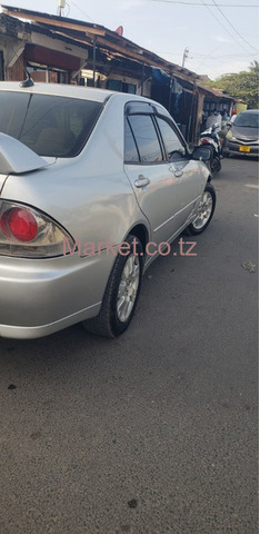 2002 Toyota Altezza for Sale - 4/6