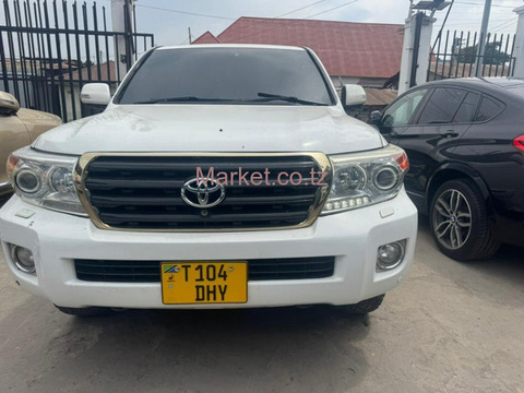 2015 Toyota Land Cruiser V8 for Sale - 1/6