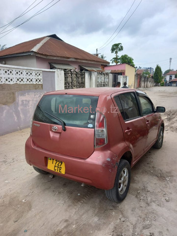 2005 Toyota Passo Silver for Sale - 3/6
