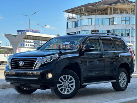 2015 Toyota Prado 150 Black for Sale - 3/5