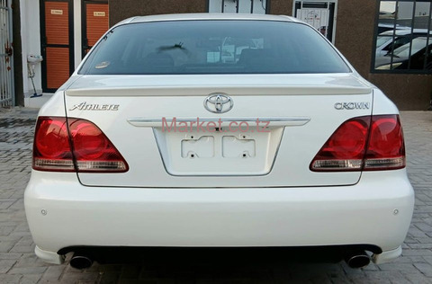 2007 Toyota Crown White for Sale - 3/6