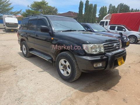 2004 Toyota Land Cruiser Diesel for Sale - 1/6