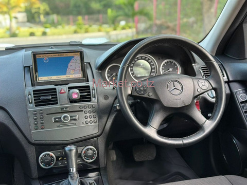 2011 Mercedes Benz C Class Silver for Sale - 5/6