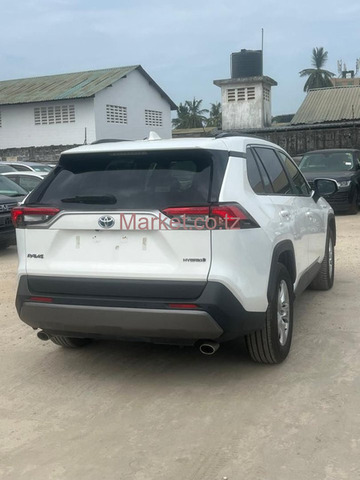 2019 Toyota Rav4 Hybrid White for Sale - 4/6