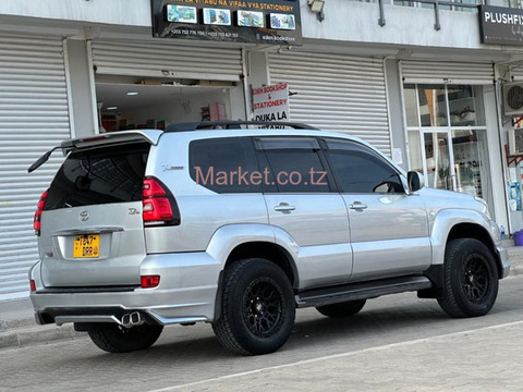 2005 Toyota Land Cruiser Prado Silver for Sale - 6/6