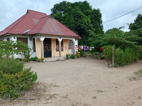 House With 3 Bedrooms For Sale - 4/6