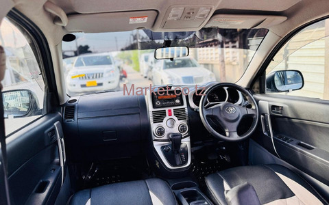 2006 Toyota Rush Silver for Sale - 2/6