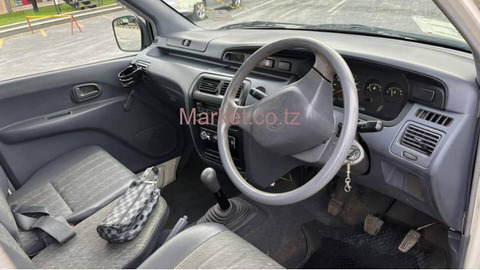 1998 Toyota Noah Red for Sale - 4/6