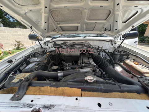 2005 Nissan Patrol for Sale - 4/6