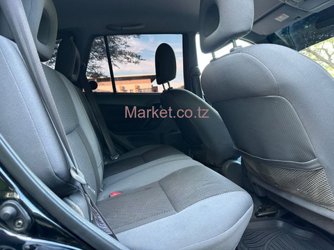2005 Toyota Rav4 Silver for Sale - 6/6