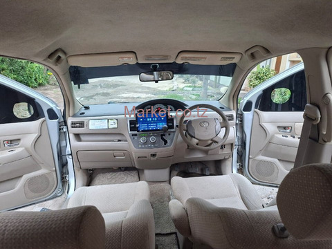 2009 Toyota Raum for Sale - 4/6