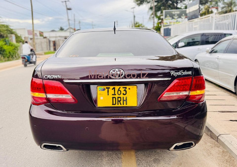 2008 Toyota Crown Maroon for Sale - 2/6