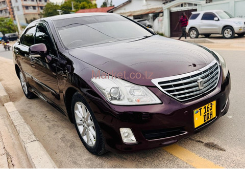 2008 Toyota Crown Maroon for Sale - 4/6