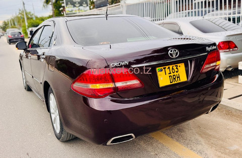 2008 Toyota Crown Maroon for Sale - 6/6