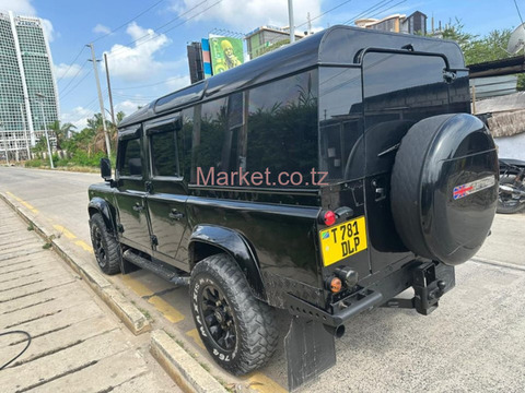 2013 Land Rover Defender for Sale - 4/6