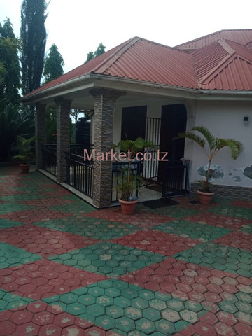 3 Bedroom House For Rent In Sakina Area - 2/6