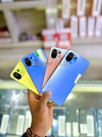 Xiaomi Mi 11 Lite 128GB 8GB RAM for Sale - 1/4