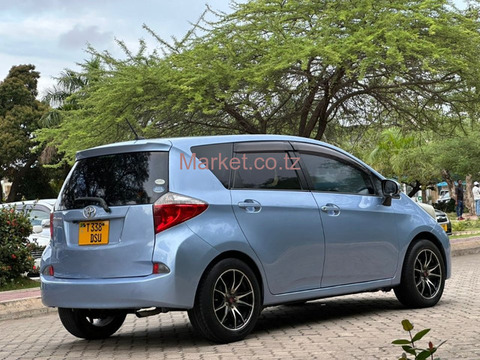 2010 Toyota Ractis Sky Blue for Sale - 3/6