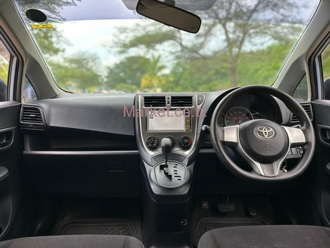 2010 Toyota Ractis Sky Blue for Sale - 4/6