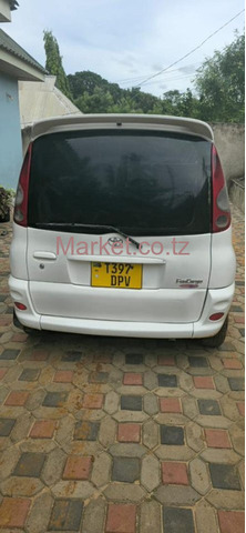 2000 Toyota Funcargo for Sale - 3/5
