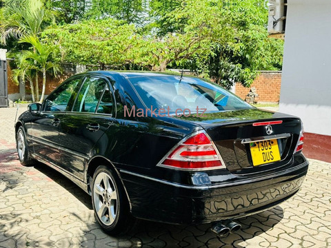 2006 Mercedes Benz C Class for Sale - 2/6