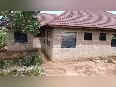 10 Room Guest House 648 SQM for Sale - 4/4