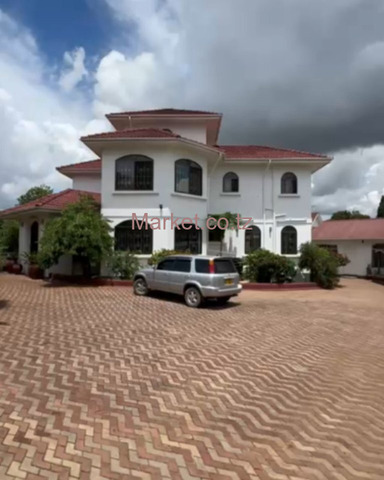 5 Bedroom House 1600 SQM Bahari Beach for Sale - 1/6