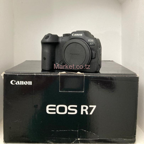 Canon EOS R7 Camera Body for Sale