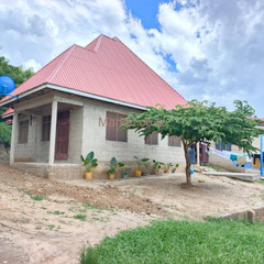 House With Four Bedrooms For Sale