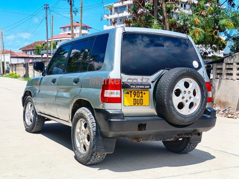 2004 Mitsubishi Pajero GDI for Sale - 6/6