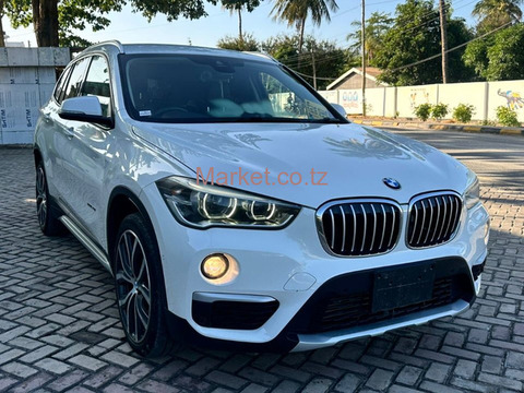 2017 BMW X1 White for Sale - 6/6