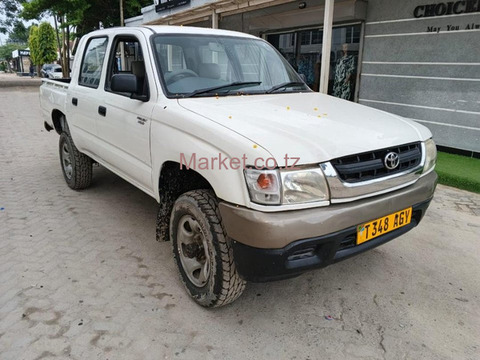 2005 Toyota Hilux Diesel for Sale - 3/5