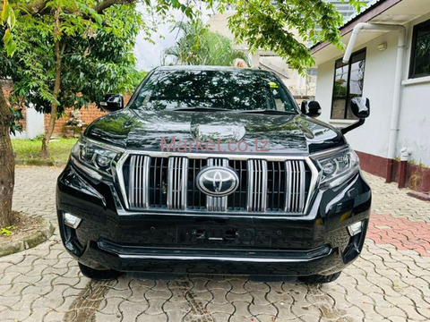 2019 Toyota Land Cruiser Prado for Sale - 1/6