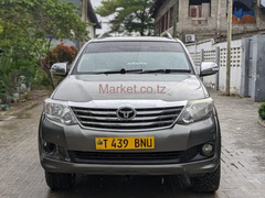2005 Toyota Fortuner Grey for Sale