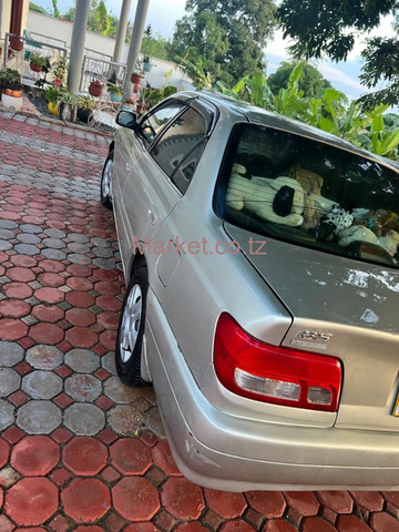 2002 Toyota Carina Silver for Sale - 2/6