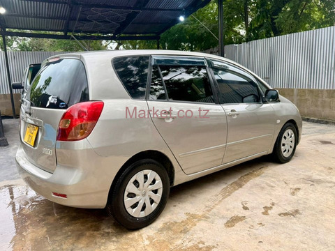 2003 Toyota Spacio Silver for Sale - 5/6