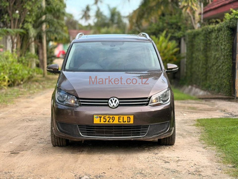 2013 Volkswagen Touran for Sale - 1/5