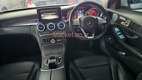 2015 Mercedes-Benz C200 Black for Sale - 4/5