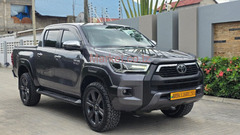 2021 Toyota Hilux Pickup Gray for Sale