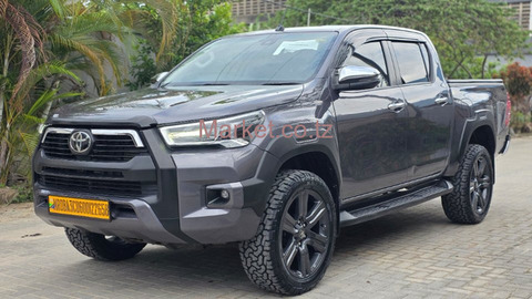 2021 Toyota Hilux Pickup Gray for Sale - 6/6