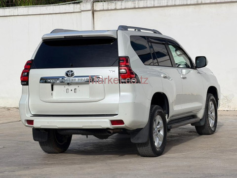 2018 Toyota Landcruiser Prado White for Sale - 6/6