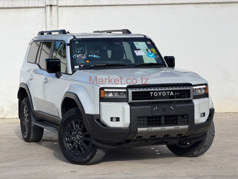 2024 Toyota Landcruiser Prado White for Sale - 1/5
