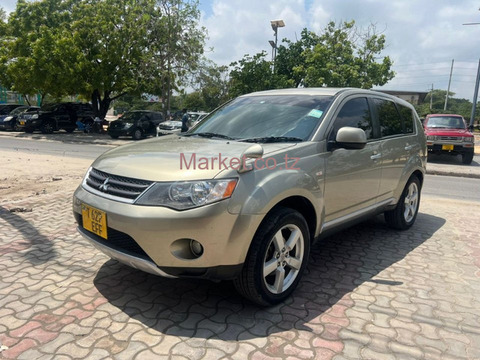 2009 Mitsubishi Outlander Gold Metallic for Sale - 3/6