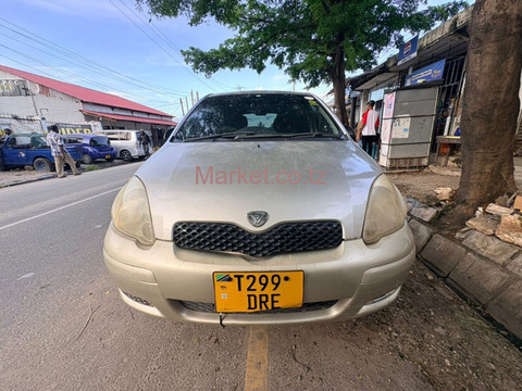 2003 Toyota Vitz Blue for Sale - 1/5