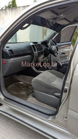 2006 Toyota Prado for Sale - 2/6